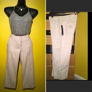 ❣️NWT Stretch Capri